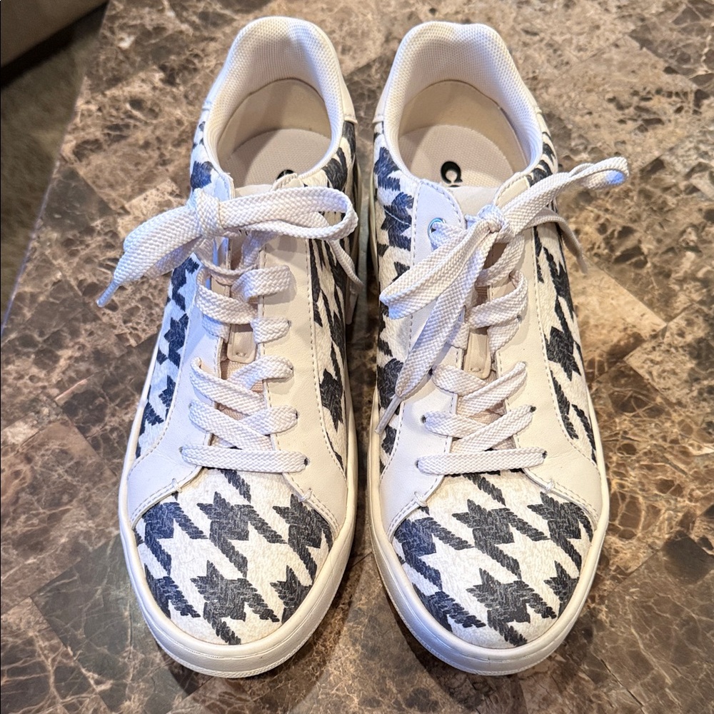 Coach Women's Sneakers with Black and White Pattern